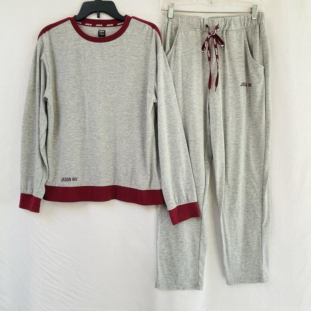 Eva Air x Jason Wu Business Class Pajamas Unisex Medium Red Trim Cozy Comfort‎